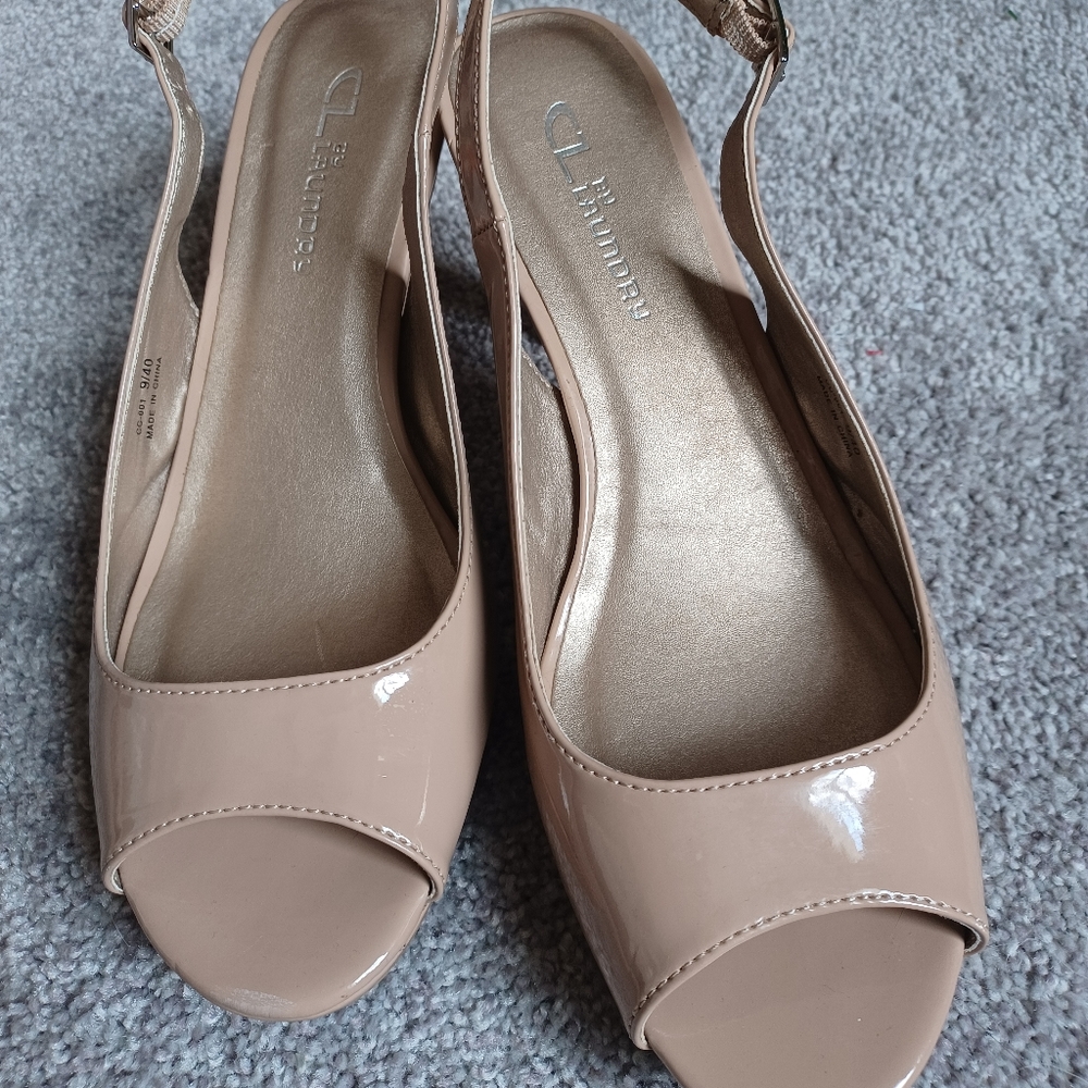 Chinese Laundry Open Toe, Sling Back, Low Heel Size 9